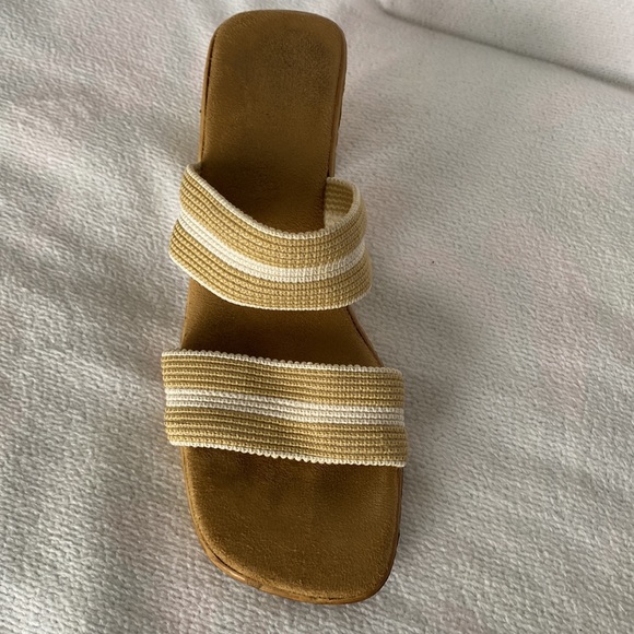 Square Toe, Block Heel, Elastic Strap Slide Sandal - Picture 8 of 15